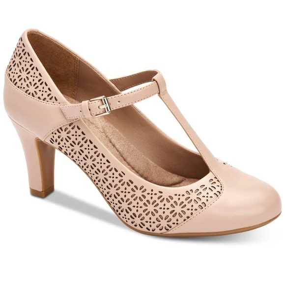 Giani Bernini Shoes - NWOB | Giani Bernini | Blush Pumps | 6.5